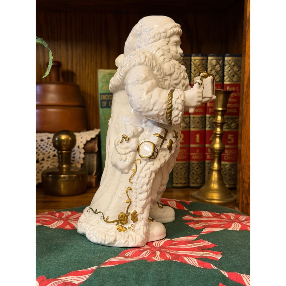 Vintage White and Gold Ceramic Santa Claus Figurine 8.5 Inch Holiday Decor - Picture 5 of 5